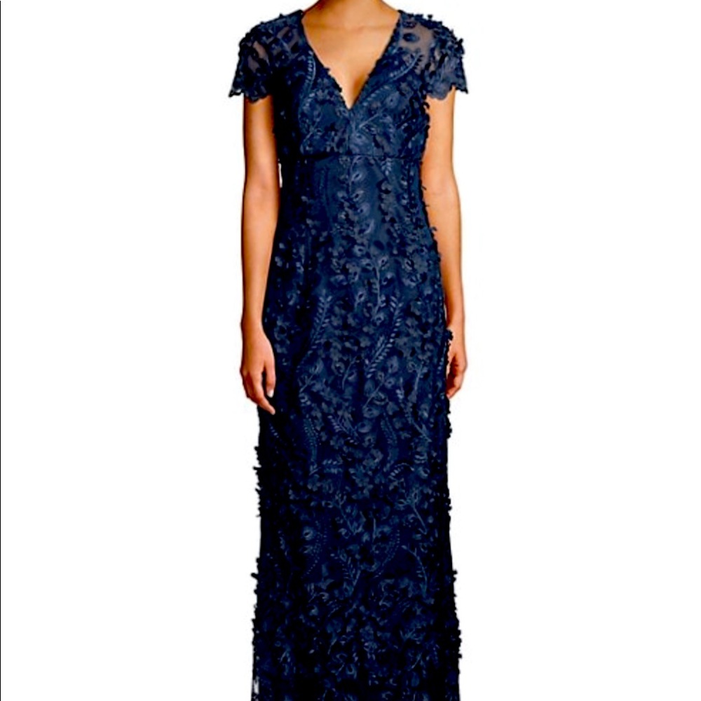 Carmen Marc Valvo Infusion 3D Floral Mermaid Gown